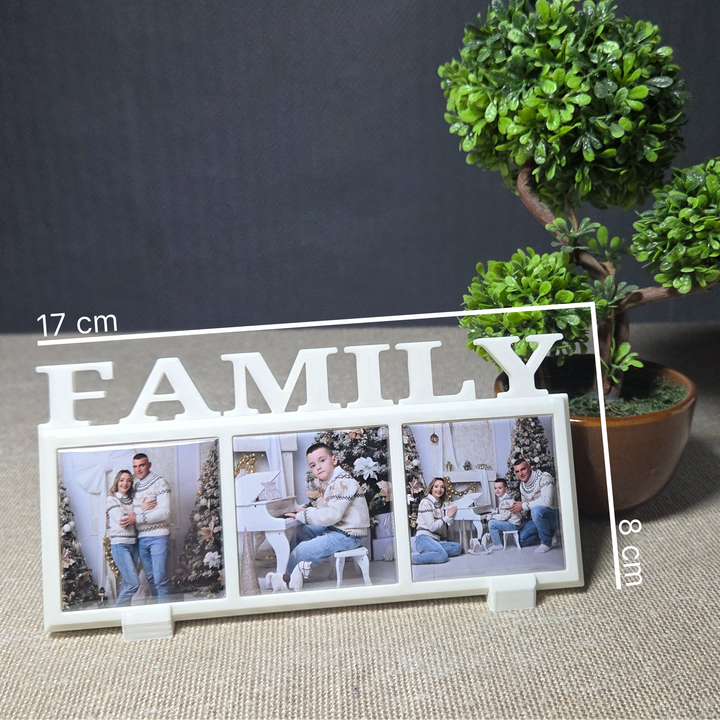 Ramă FAMILY cu 3 magneți personalizați • Familia, aproape